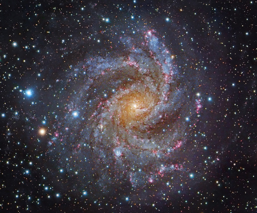 面对NGC 6946