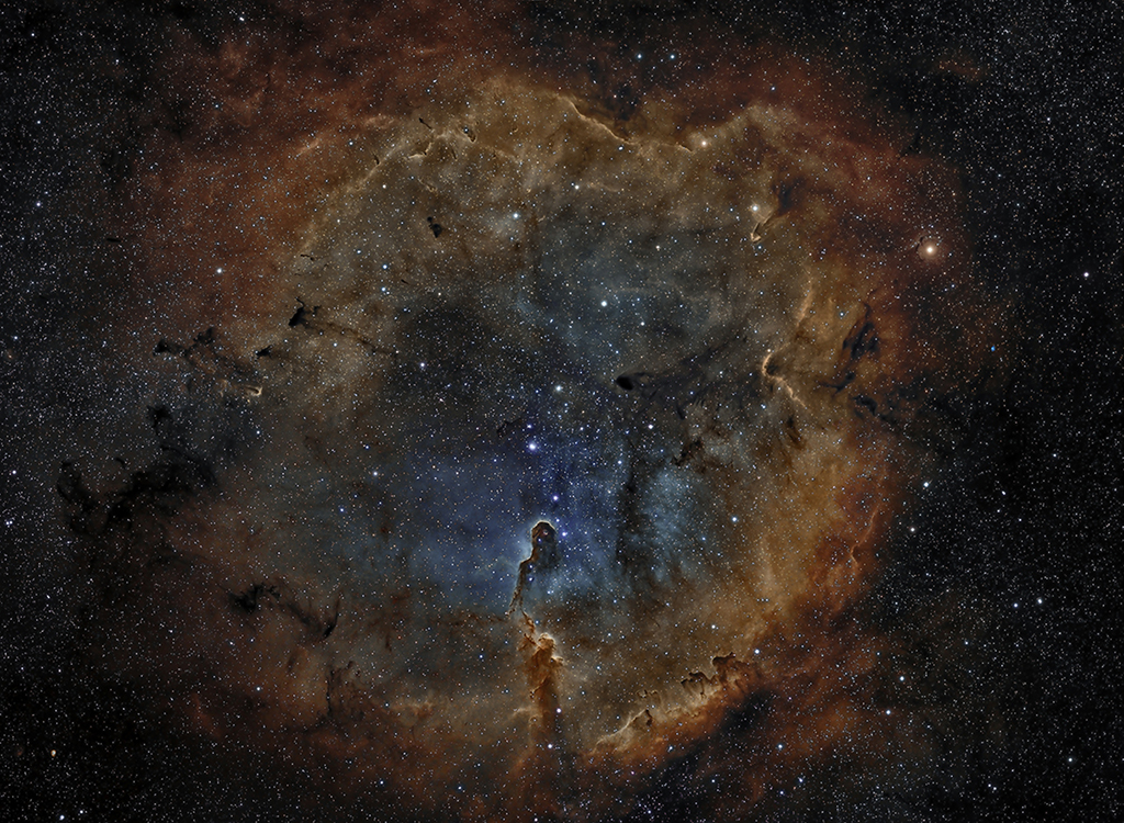 IC 1396：仙王座发射星云