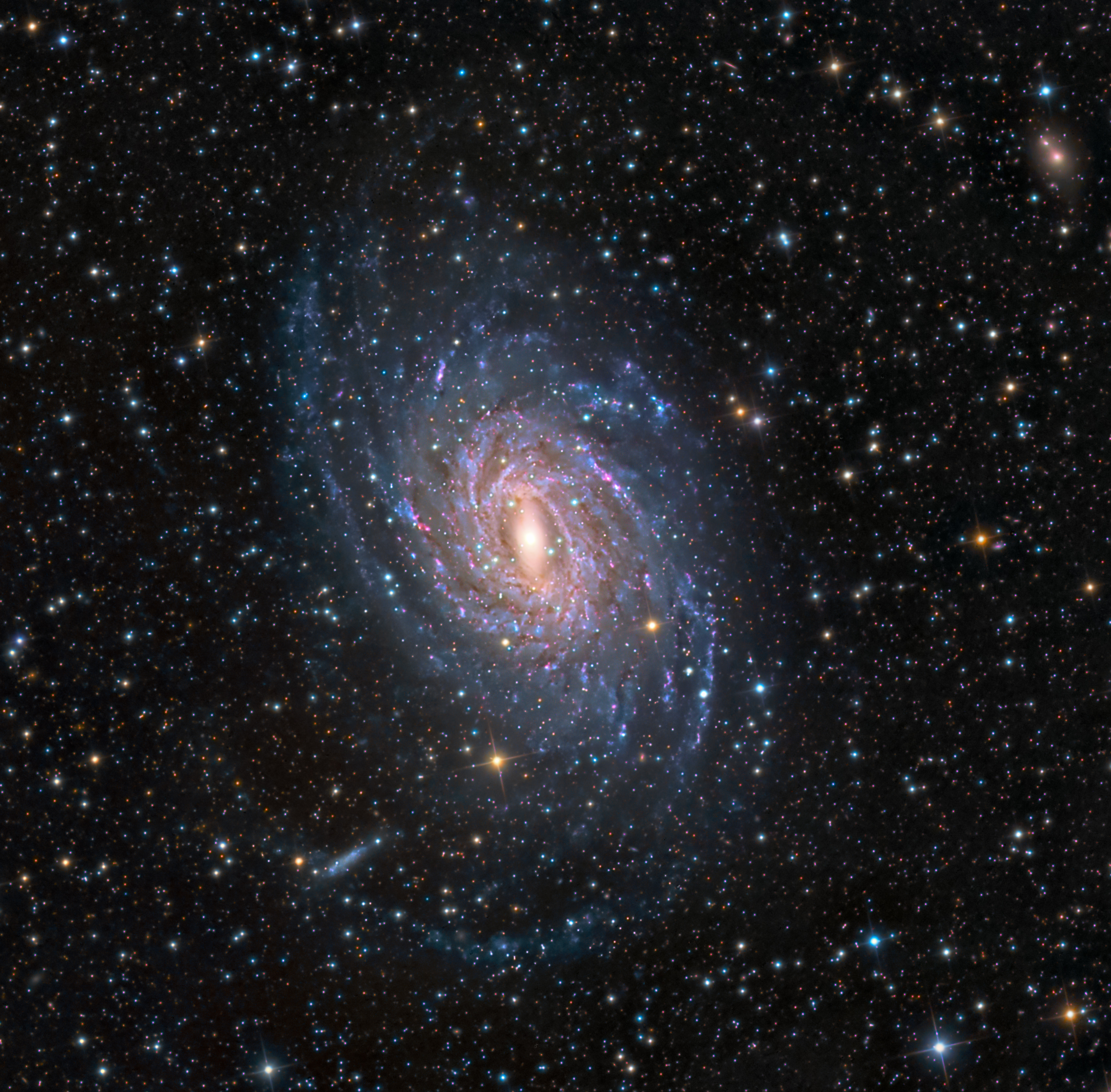 漩涡星系NGC 6744